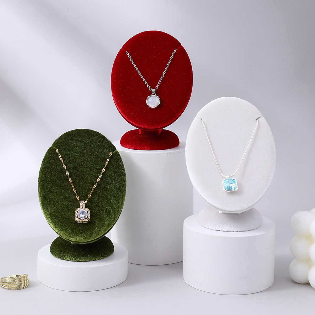 Luxury Velvet Necklace Display - Body Jewelry Display Ideas 评论和价格
