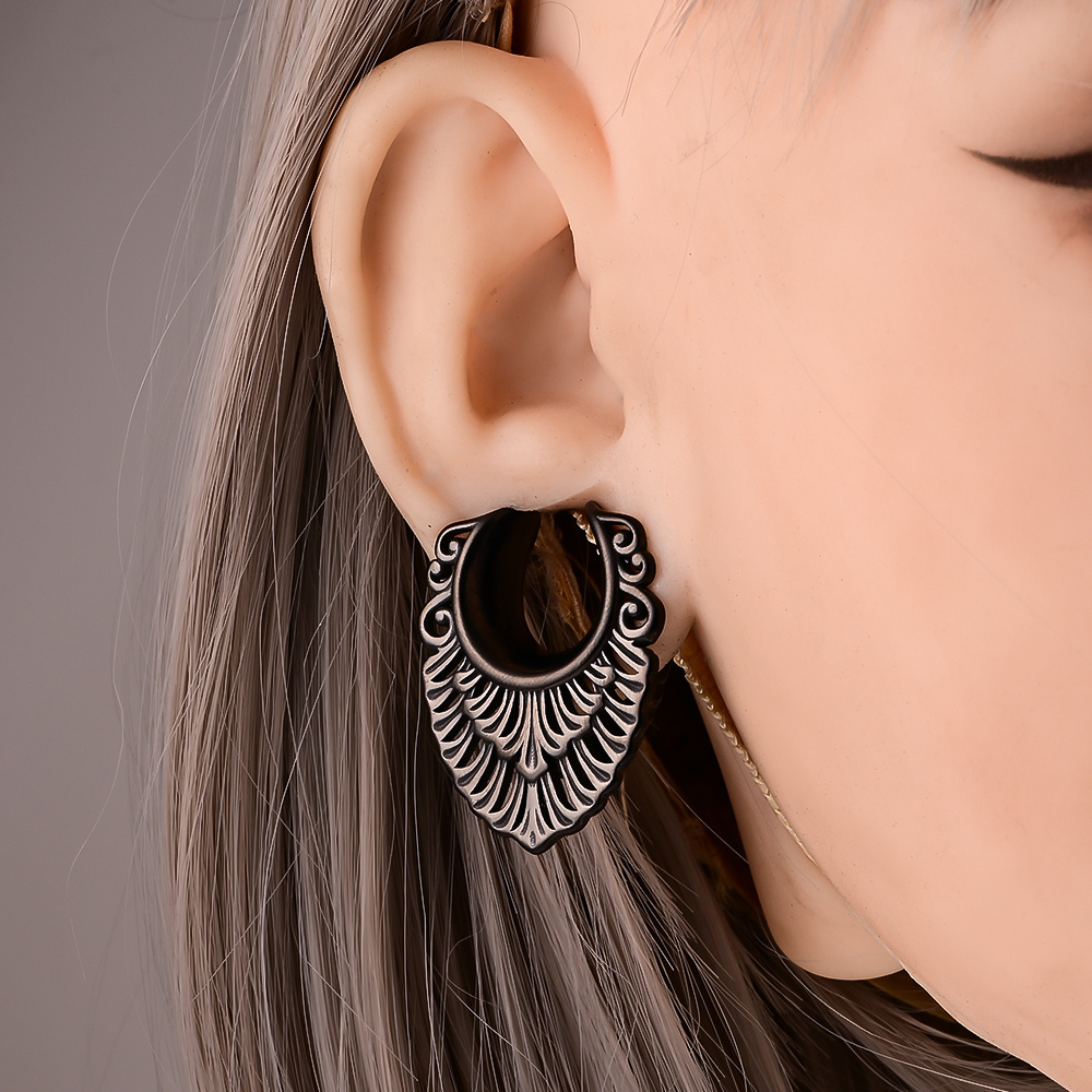 Vankula 2PCS New Leaf Saddle H - Body Jewelry Hangers 评论和价格